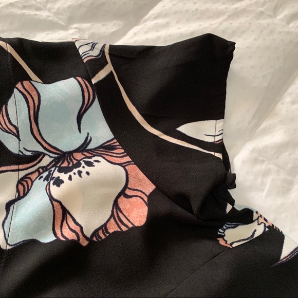 Dress - Picture 2 of 5